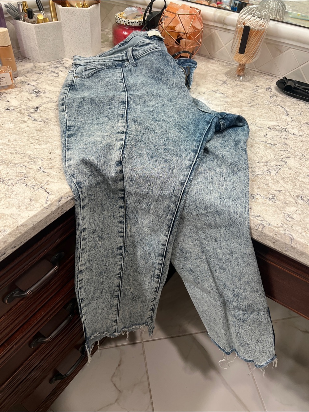 Forever 21 Acid Wash Blue Ankle Jeans
